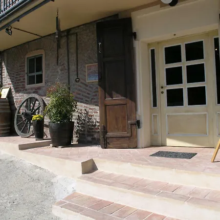 Bed and breakfast La Cantinetta 3*